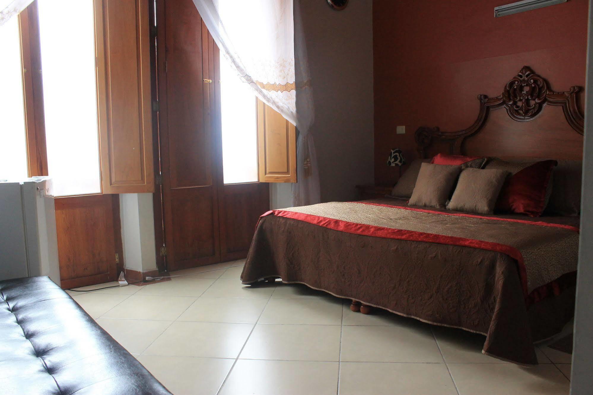 Hotel Juarez Del Centro Xalapa Buitenkant foto