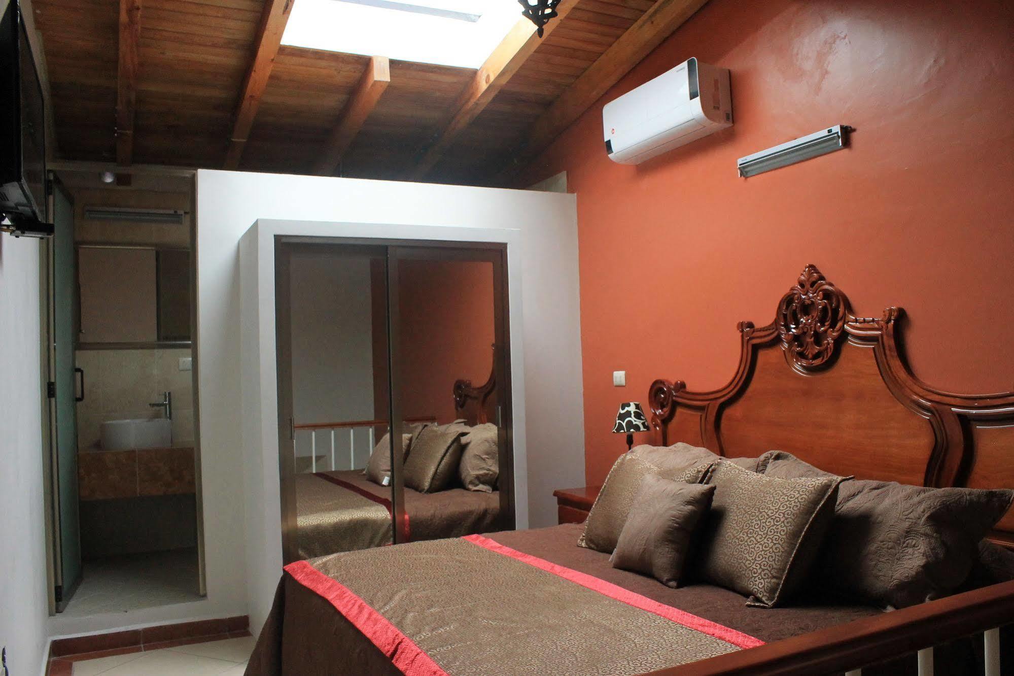 Hotel Juarez Del Centro Xalapa Buitenkant foto